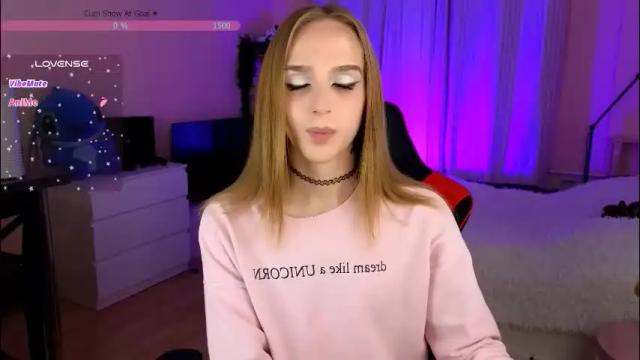 Image 2 of sweet_ali3s Stream on Chaturbate on 23 days ago