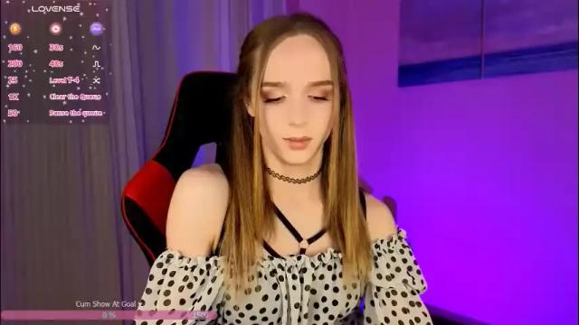 Image 3 of sweet_ali3s Stream on Chaturbate on 3 months ago