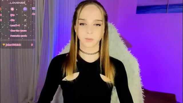 Image 2 of sweet_ali3s Stream on Chaturbate on 2 months ago