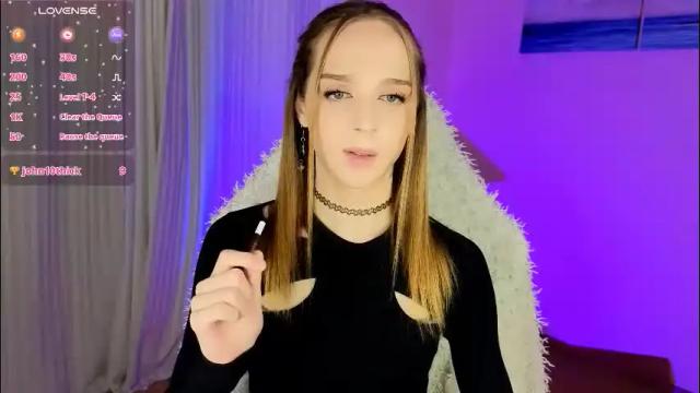 Image 4 of sweet_ali3s Stream on Chaturbate on 2 months ago