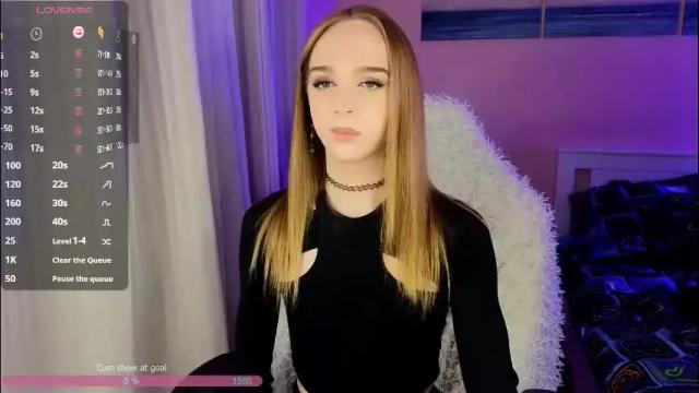 Image 4 of sweet_ali3s Stream on Chaturbate on 1 month ago