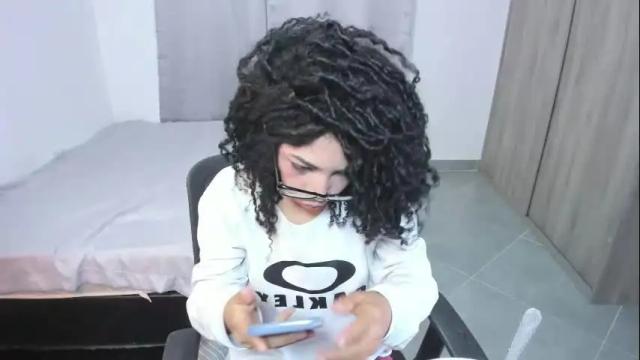 Image 7 of sweet_anie_04 Stream on Chaturbate on 1 month ago
