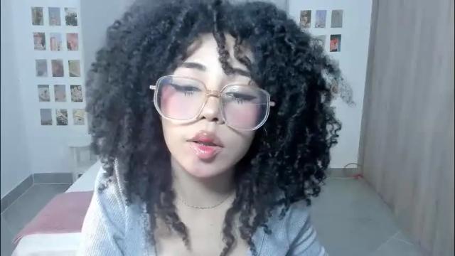Image 3 of sweet_anie_04 Stream on Chaturbate on 4 days ago