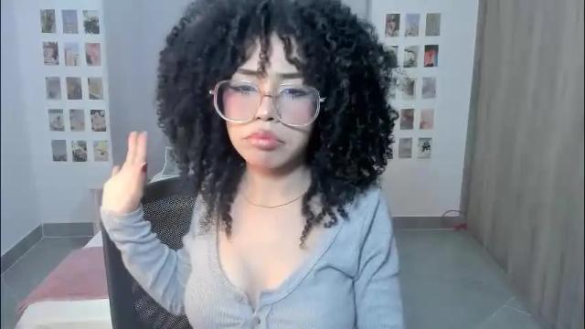 Image 7 of sweet_anie_04 Stream on Chaturbate on 4 days ago