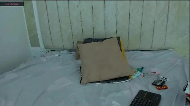 Image 3 of sweet_ayshel Stream on Chaturbate on 22 days ago