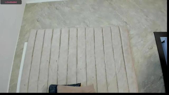 Image 4 of sweet_ayshel Stream on Chaturbate on 8 days ago