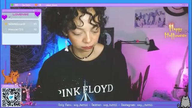 Image 6 of sweet_bluee Stream on Chaturbate on 3 months ago