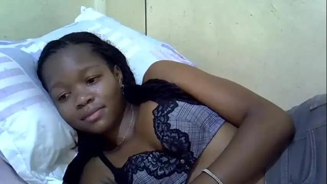 Image 6 of sweet_candy2001 Stream on Chaturbate on 4 days ago