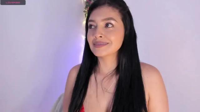 Image 12 of sweet_celeste69 Stream on Chaturbate on 15 months ago