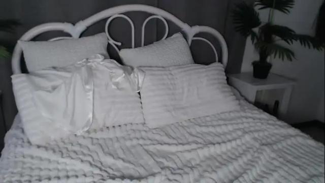 Image 8 of sweet_chantelle Stream on Chaturbate on 1 month ago