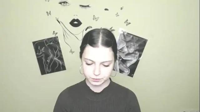 Image 2 of sweet_cherryg Stream on Chaturbate on 1 month ago