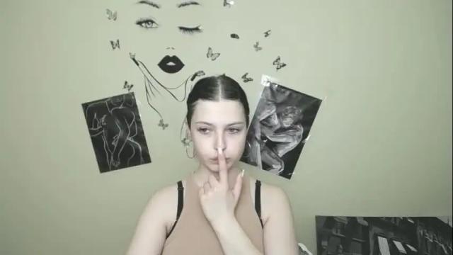 Image 3 of sweet_cherryg Stream on Chaturbate on 21 days ago