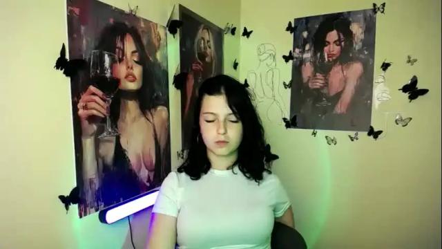 Image 3 of sweet_cherryg Stream on Chaturbate on 3 months ago