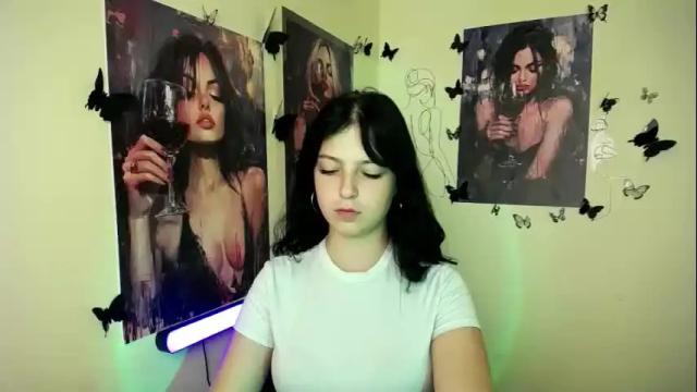 Image 6 of sweet_cherryg Stream on Chaturbate on 3 months ago