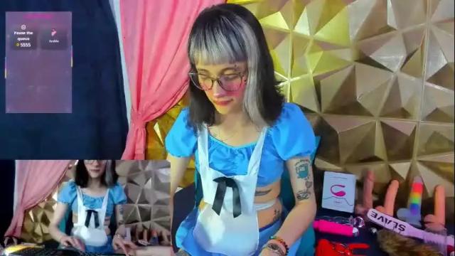 Image 3 of sweet_emmili Stream on Chaturbate on 1 month ago