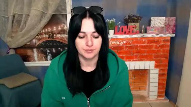 Image 4 of sweet_erika_ Stream on Chaturbate on 12 months ago