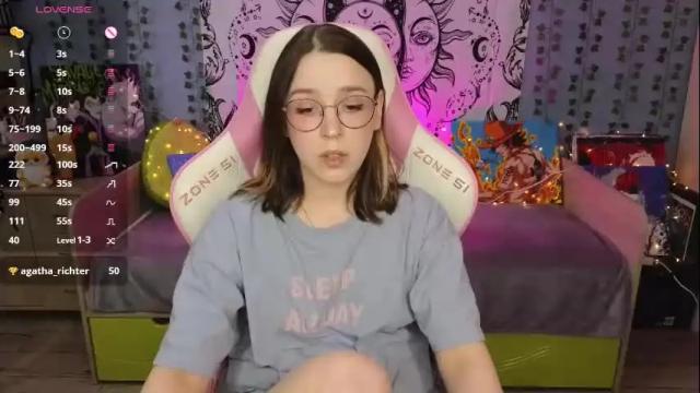 Image 3 of sweet_frosty Stream on Chaturbate on 1 month ago