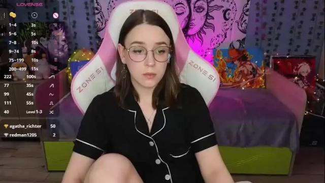 Image 6 of sweet_frosty Stream on Chaturbate on 1 month ago