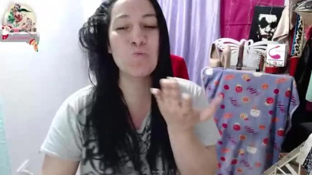 Image 2 of sweet_girlpearx Stream on Chaturbate on 17 months ago