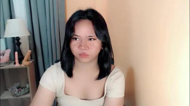Image 4 of sweet_hoelly Stream on Chaturbate on 2 months ago