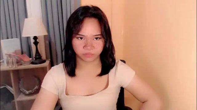 Image 8 of sweet_hoelly Stream on Chaturbate on 1 month ago