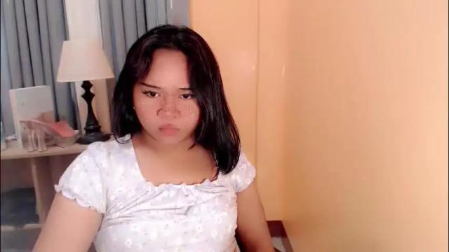 Image 7 of sweet_hoelly Stream on Chaturbate on 1 month ago