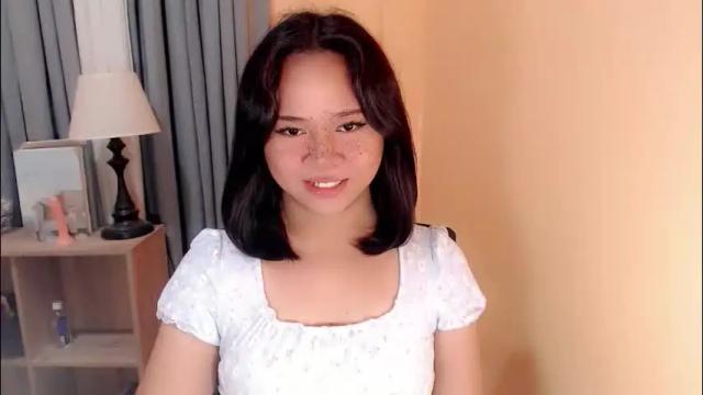 Image 6 of sweet_hoelly Stream on Chaturbate on 28 days ago