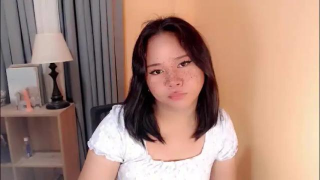 Image 8 of sweet_hoelly Stream on Chaturbate on 28 days ago