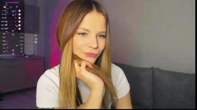 Thumbnail 3, sweet_idol's Stream at Chaturbate, 22 months ago