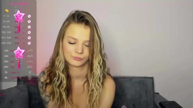 Image 10 of sweet_idol Stream on Chaturbate on 20 months ago