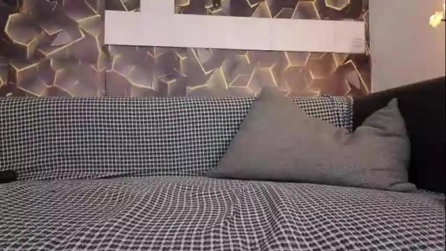 Image 3 of sweet_kitty2000 Stream on Chaturbate on 1 month ago