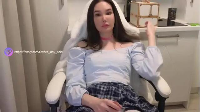 Image 12 of sweet_lady_cola Stream on Chaturbate on 13 days ago