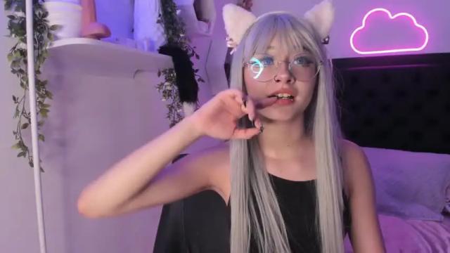 Image 7 of sweet_lilly_sweet Stream on Chaturbate on 13 months ago