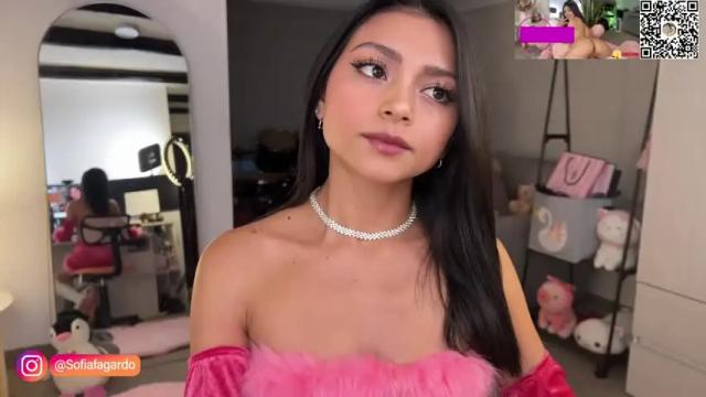 Thumbnail 1, sweet_littleee's Stream at Chaturbate, 1 month ago