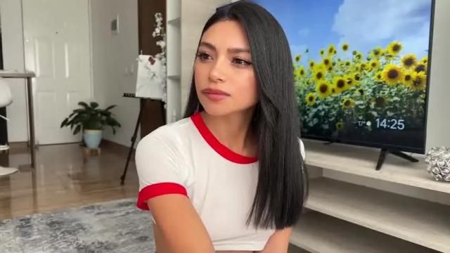 Thumbnail 2, sweet_littleee's Stream at Chaturbate, 1 month ago