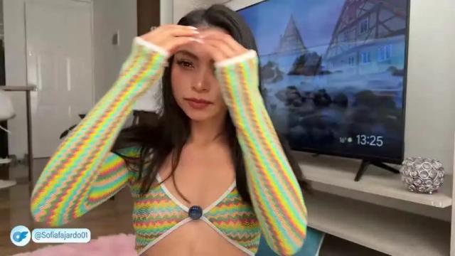 Image 4 of sweet_littleee Stream on Chaturbate on 1 month ago