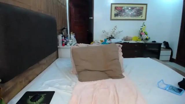 Image 4 of sweet_marga18 Stream on Chaturbate on 18 months ago