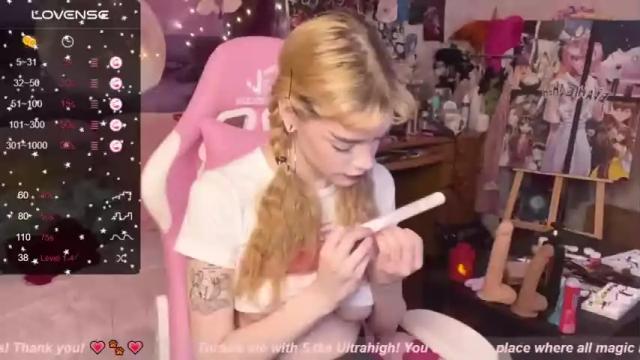 Image 6 of sweet_melissa133 Stream on Chaturbate on 14 months ago