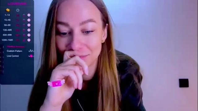 Image 2 of sweet_mia_91 Stream on Chaturbate on 24 days ago