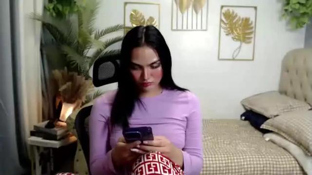 Image 12 of sweet_nicole4u Stream on Chaturbate on 15 months ago