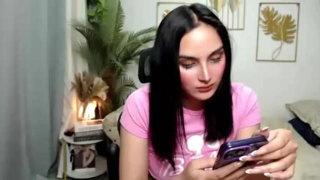Image 12 of sweet_nicole4u Stream on Chaturbate on 17 months ago