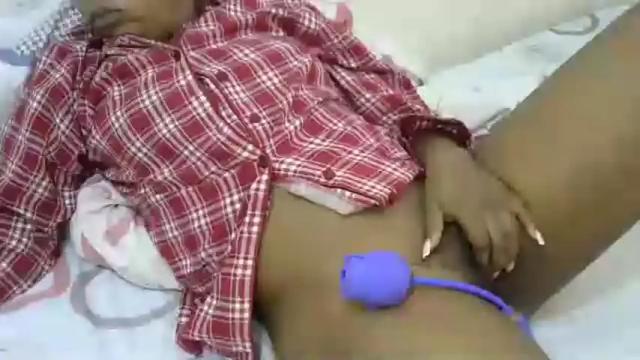 Image 7 of sweet_precious2 Stream on Chaturbate on 18 months ago