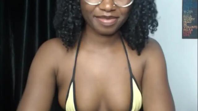 Image 2 of sweet_puna Stream on Chaturbate on 1 month ago
