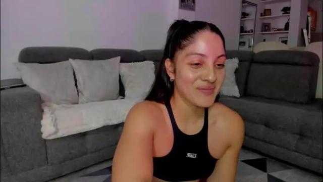 Image 7 of sweet_sara2 Stream on Chaturbate on 2 months ago