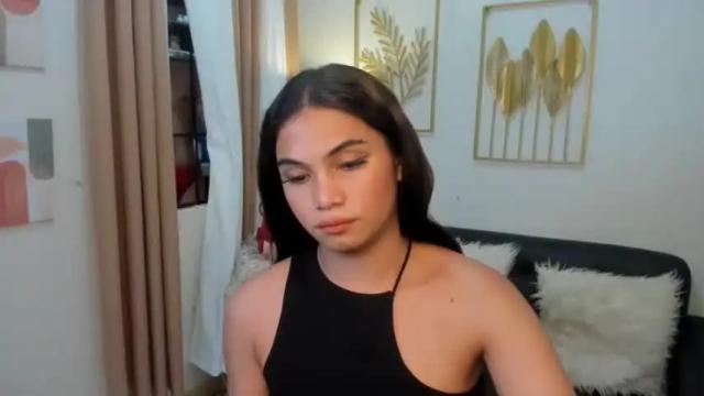 Thumbnail 1, sweet_scarllet12's Stream at Chaturbate, 13 months ago