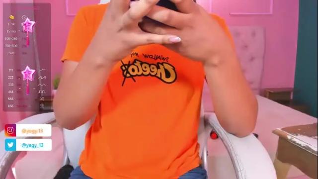 Image 2 of sweet_starxx Stream on Chaturbate on 10 days ago