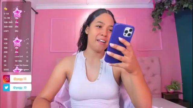 Image 4 of sweet_starxx Stream on Chaturbate on 1 month ago