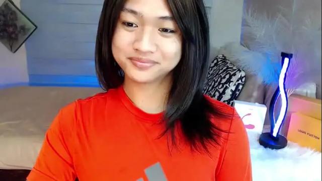 Image 3 of sweet_tenshi Stream on Chaturbate on 3 months ago