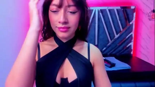 Image 11 of sweet_venus4 Stream on Chaturbate on 2 months ago