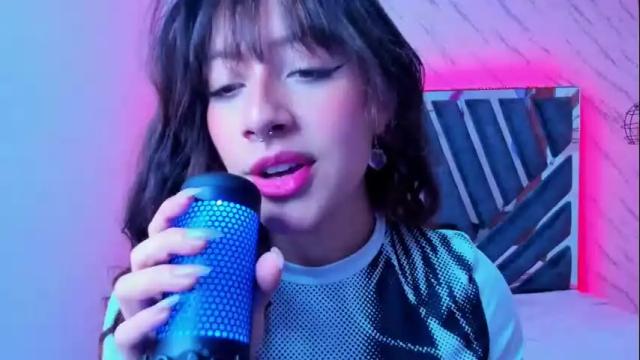Image 2 of sweet_venus4 Stream on Chaturbate on 18 days ago